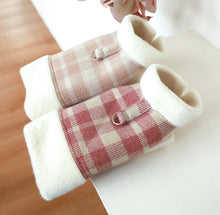 Load image into Gallery viewer, Shapes dog coat