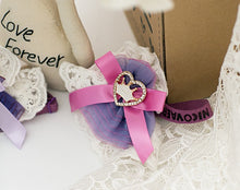 Load image into Gallery viewer, NEW Crown dog necklace