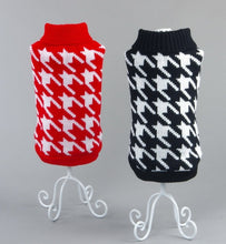 Load image into Gallery viewer, Dog Teeth pet jumper