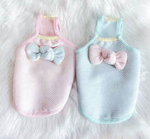 Load image into Gallery viewer, Bow dog top