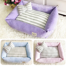 Load image into Gallery viewer, NEW Stripey dog bed
