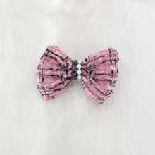 Load image into Gallery viewer, NEW Dog hair bow clip
