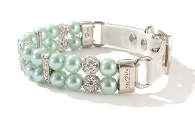 Pearl dog collar