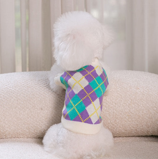 Diamond V neck dog jumper