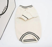 Load image into Gallery viewer, NEW CC&amp;5 dog jumper
